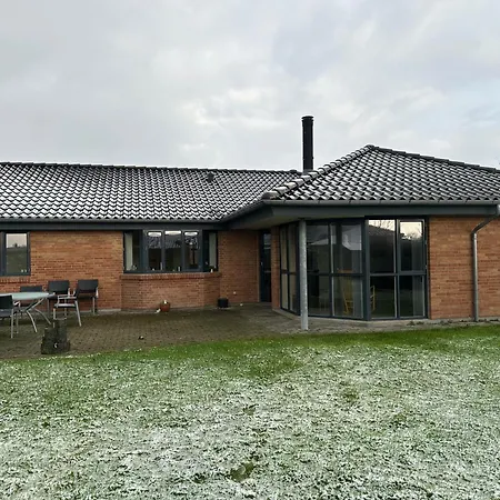 Dejlig Flot Villa Holstebro